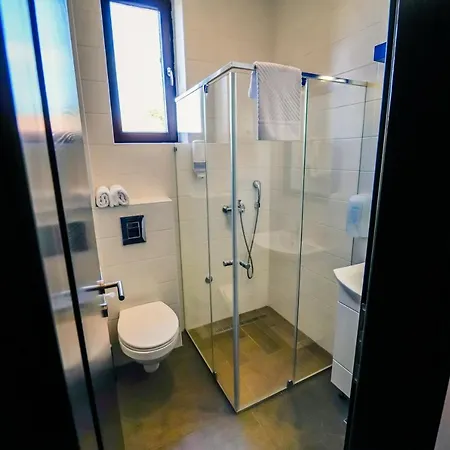 Aparthotel Bagrina *